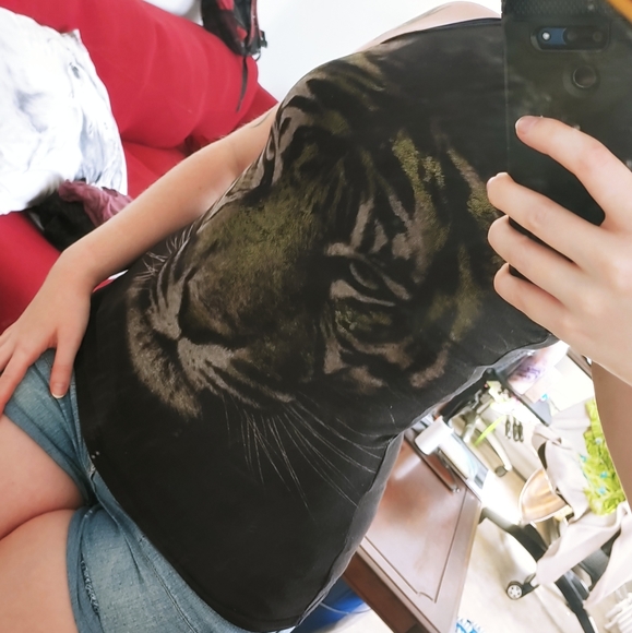 The Classic Tops - AVAILABLE ONLY IN THE M BUNDLE/Black sexy Tiger top, Small